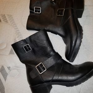 Style & Co boots size 7M